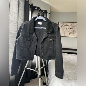 Women’s Black cropped jean jacket
